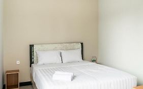 RedDoorz near Puri Indah Lippo Mall 2